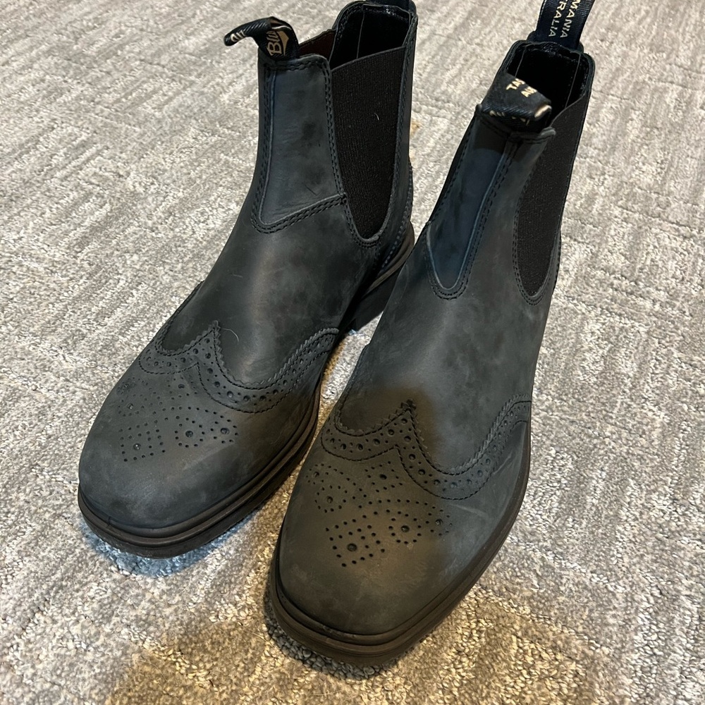 Blundstone Black Brogue Chelsea Boots